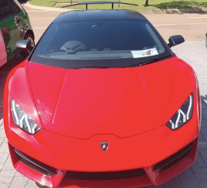 https://assets.carsharenova.com/01964421-2900-8e27-5bb3-e7305bdfbcc5