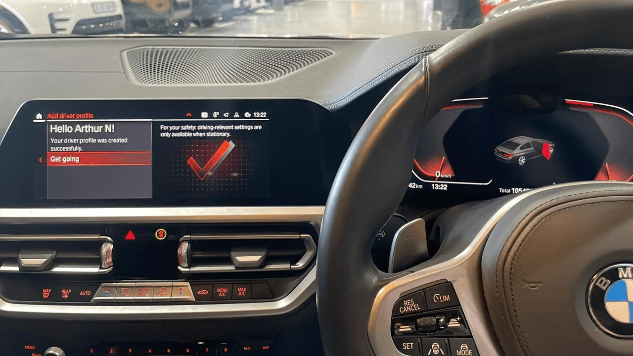 https://assets.carsharenova.com/0196aa36-5e41-09d3-9c4a-448aaae4ad90