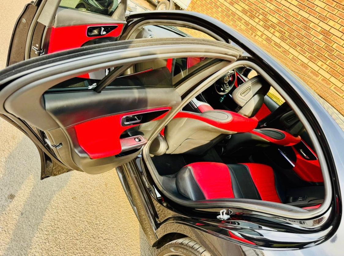 https://assets.carsharenova.com/0196f374-83a4-216a-5e30-a5efcccb0533