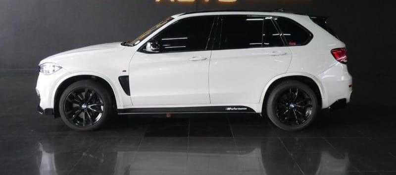 https://assets.carsharenova.com/01971bca-2fe2-d986-8dc4-9f406c84bcff