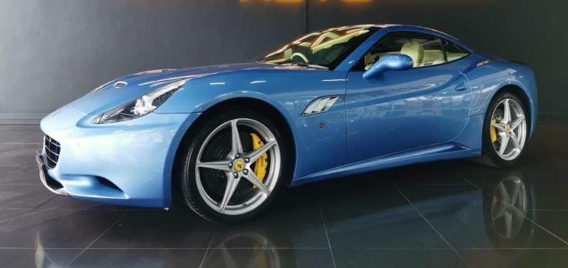 https://assets.carsharenova.com/01971bf8-91c1-b7be-8e4f-ca56f13a9ad2