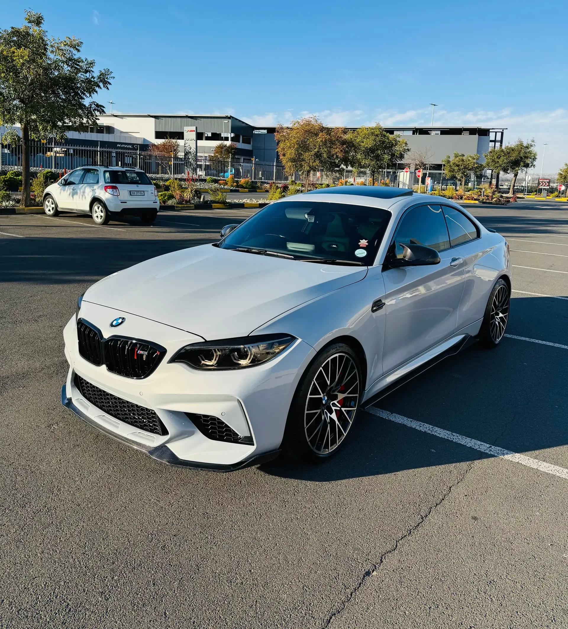 https://assets.carsharenova.com/01977d29-2d7e-e198-4c93-f330111e7f32