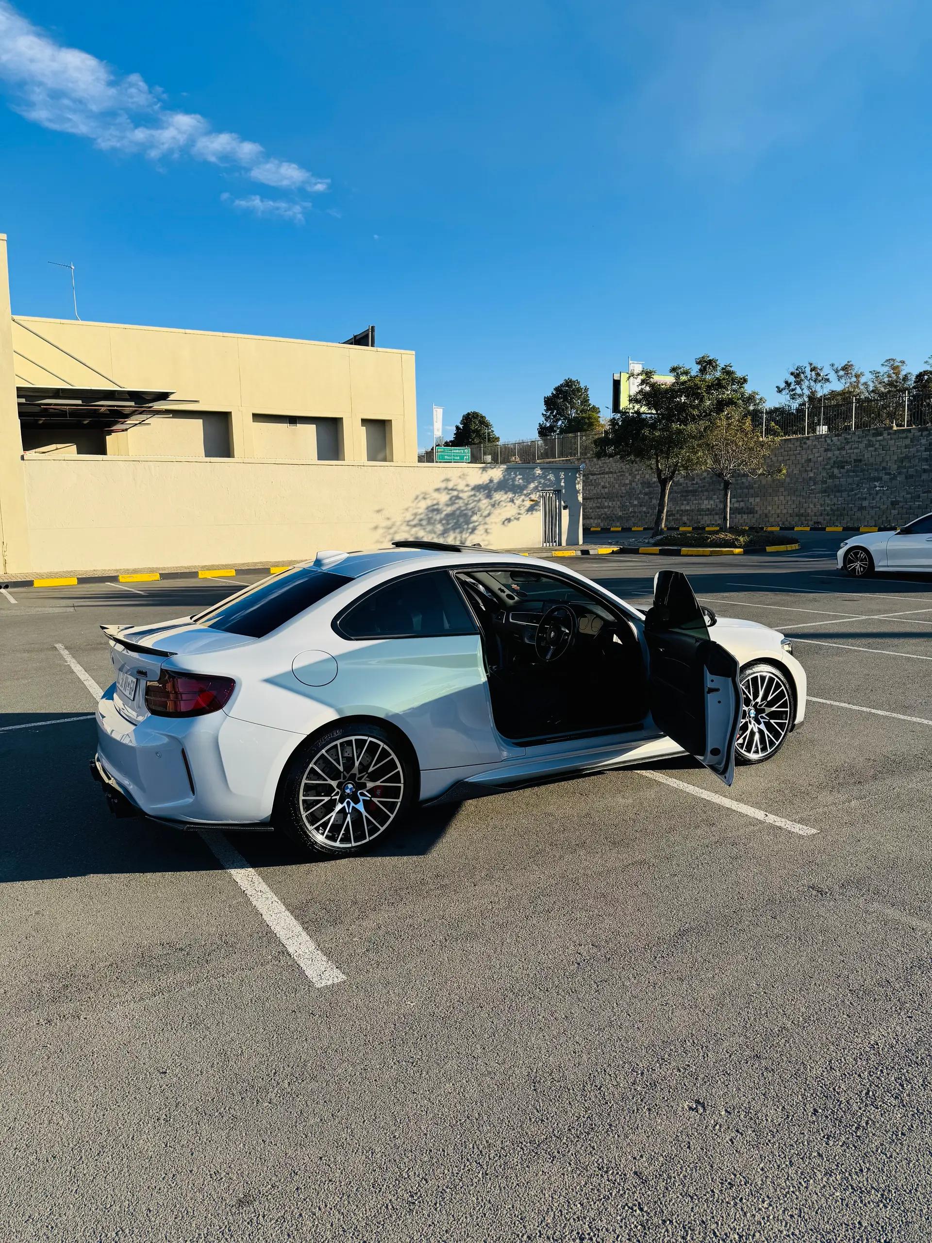 https://assets.carsharenova.com/01977d2b-df17-7b99-8213-2e65f80c74fe