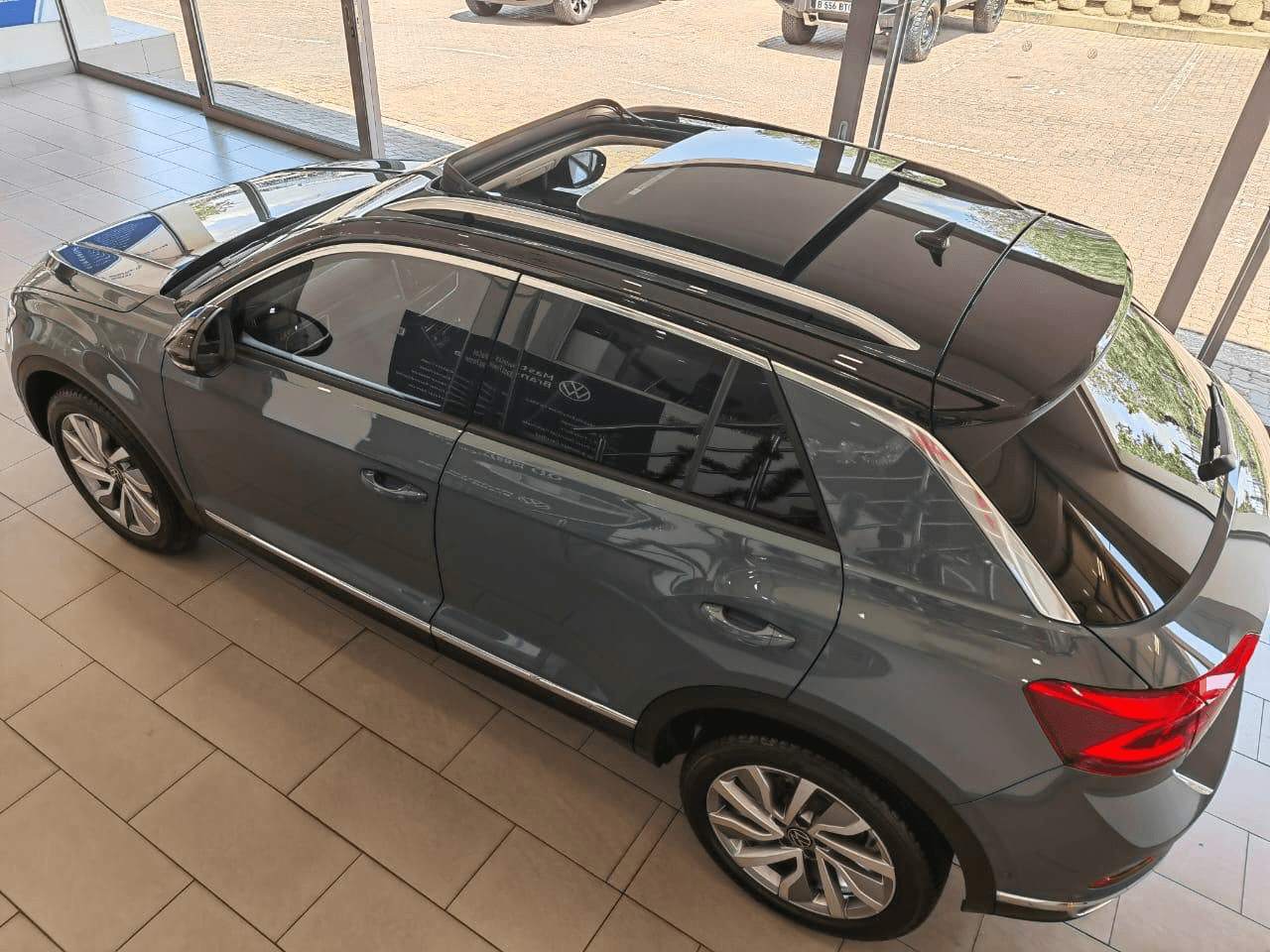 https://assets.carsharenova.com/0197e99b-1884-e05a-d284-46a110f247f3
