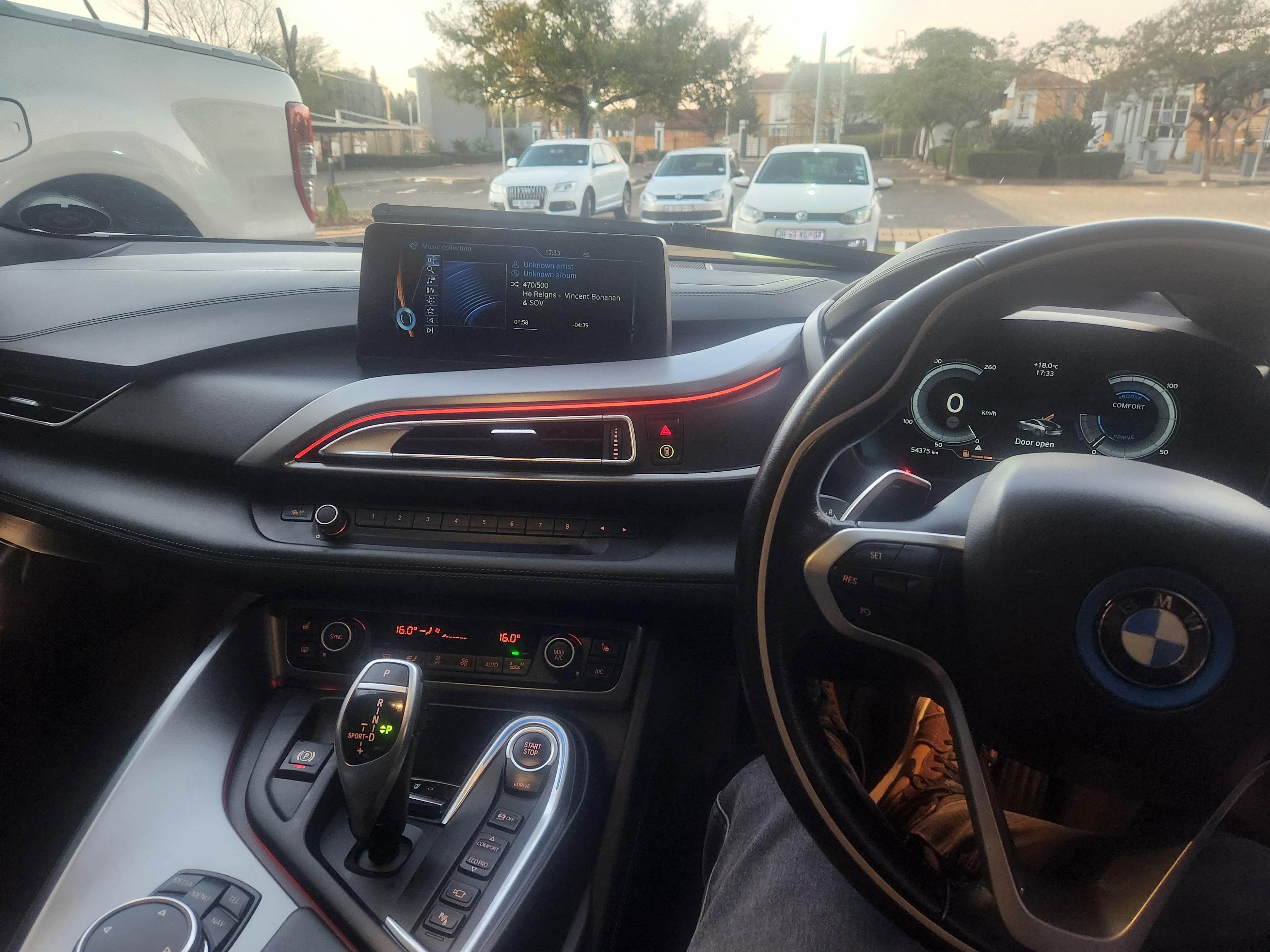 https://assets.carsharenova.com/0197fd82-7edd-781d-5973-4e6fb9949b0b