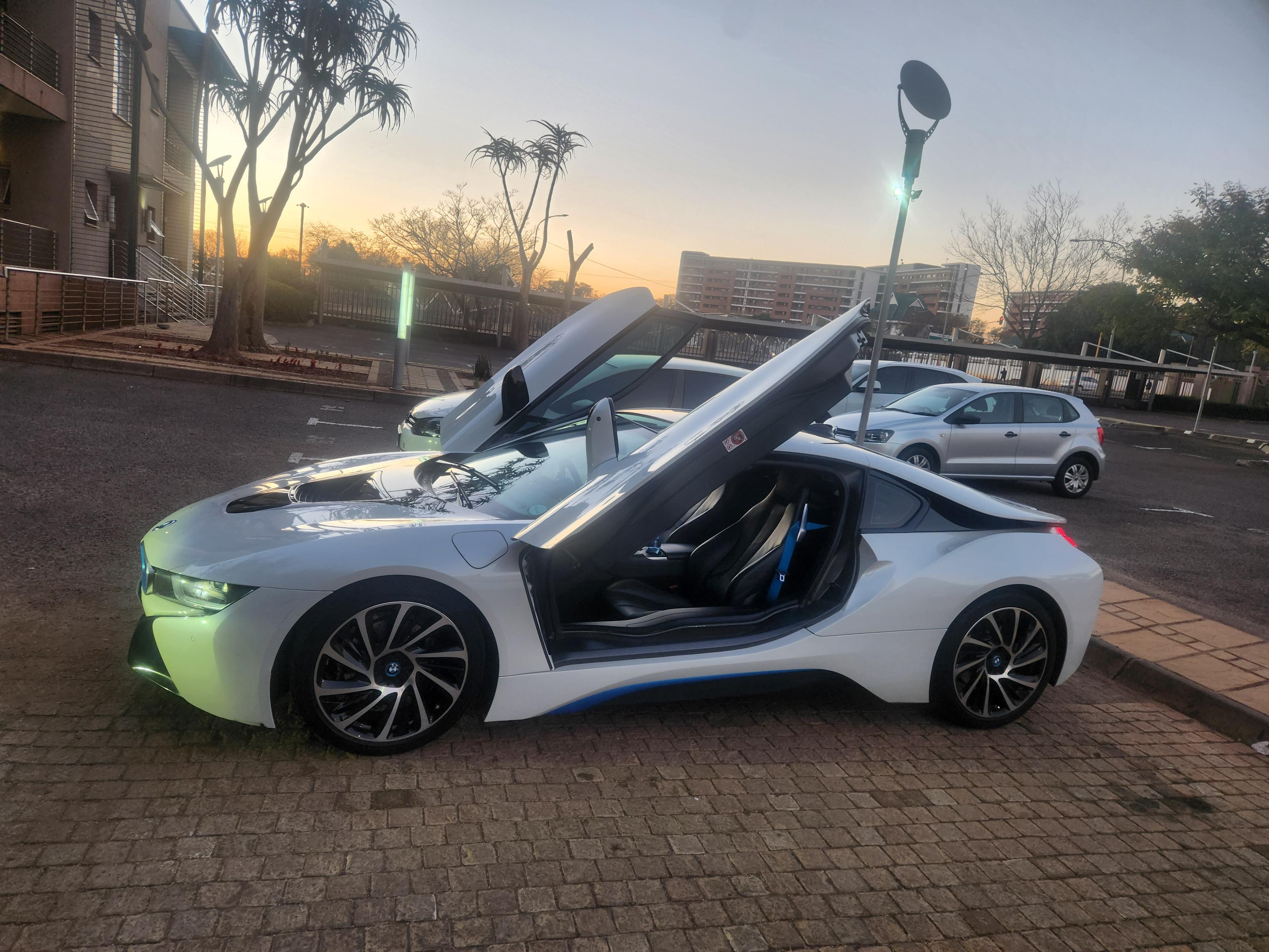 https://assets.carsharenova.com/0197fd82-814f-6221-056b-8bb2b7c316dd