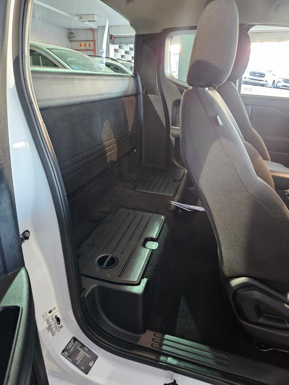https://assets.carsharenova.com/01987ff7-e142-b67f-0219-48a5a84fe1f0