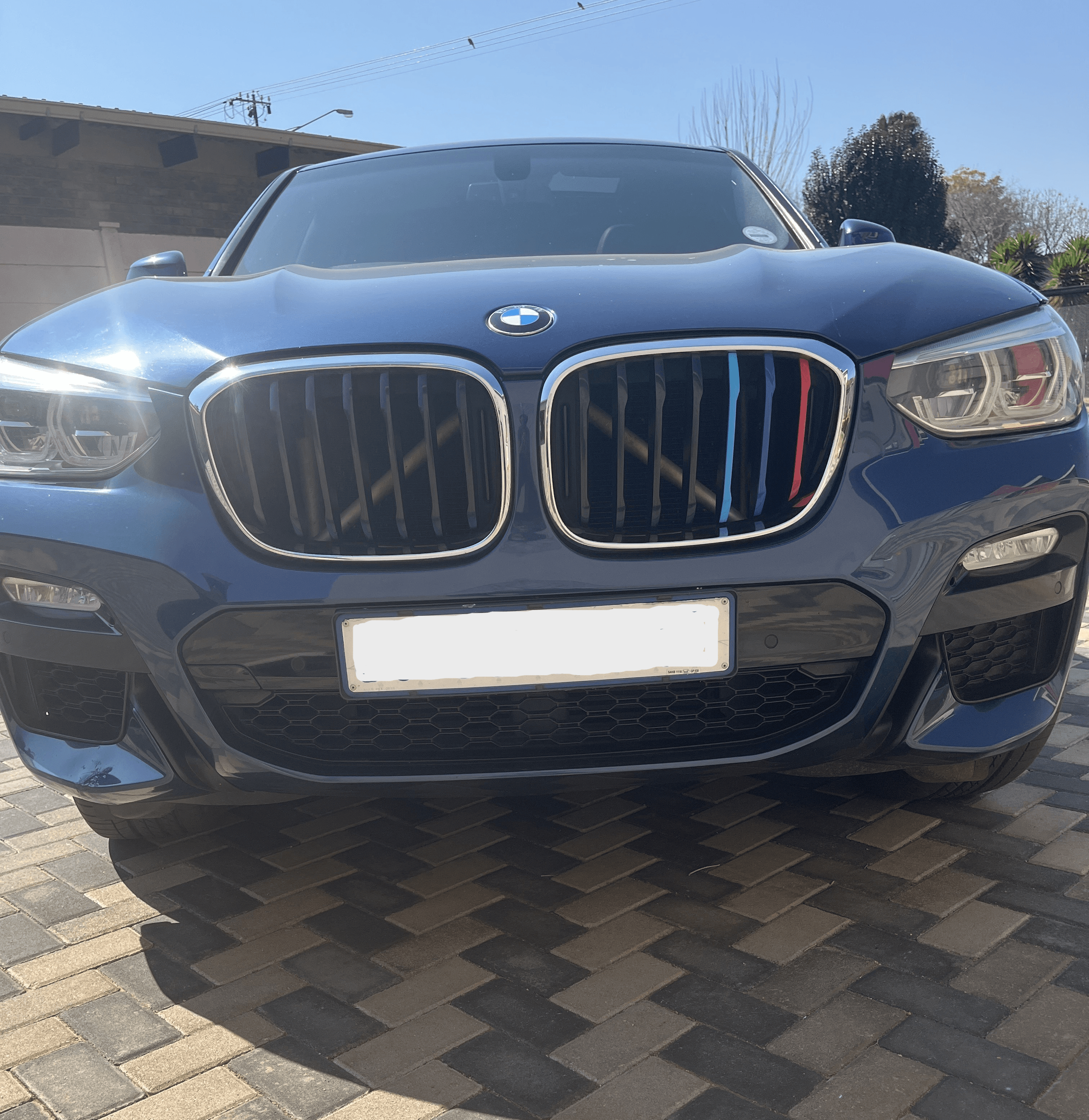 https://assets.carsharenova.com/0198a876-b905-930e-ae74-5d87bd2e7a4b