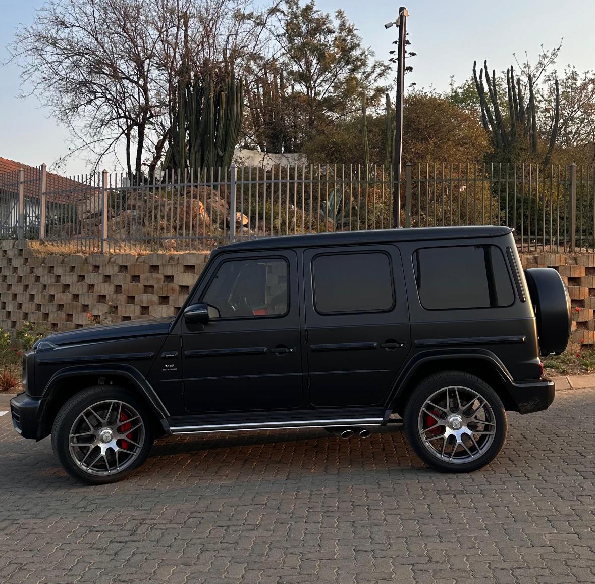 https://assets.carsharenova.com/019922ff-f41f-e8a5-f541-93d37436e959