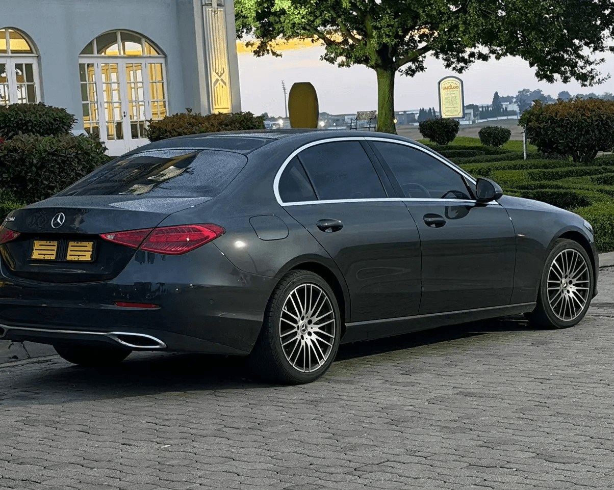 https://assets.carsharenova.com/019db8ec-a2a2-2c17-2bc0-37ae7242a71c
