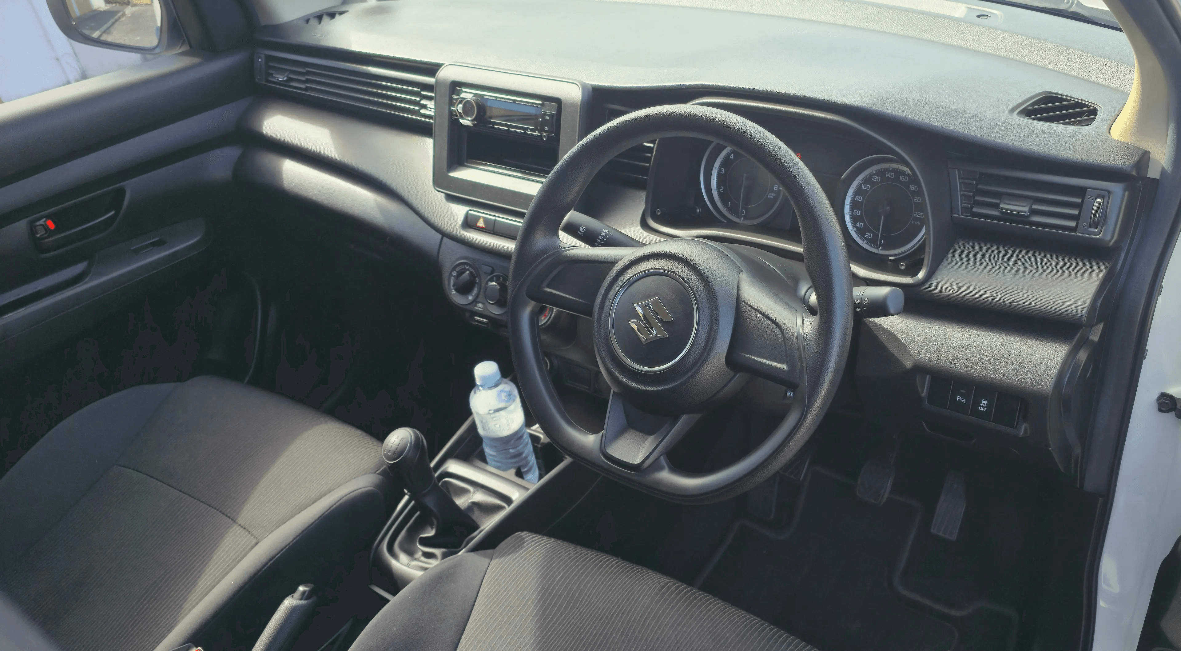 https://assets.carsharenova.com/019db997-dd6b-fc78-777e-8f8f66f3b32c