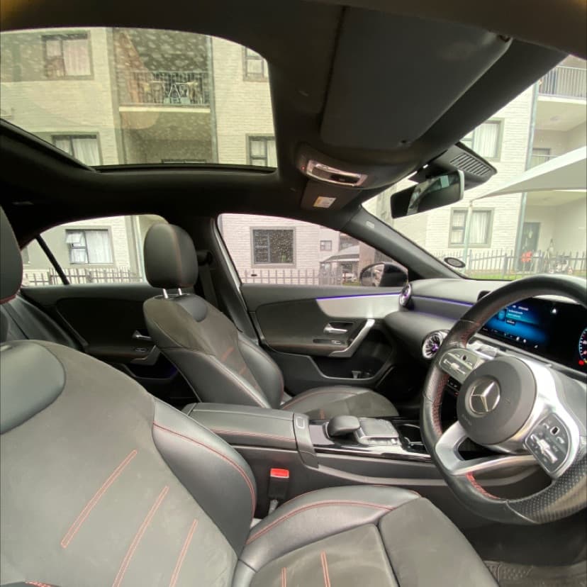 https://assets.carsharenova.com/019dba87-ed18-85bd-b928-f269bf947eed