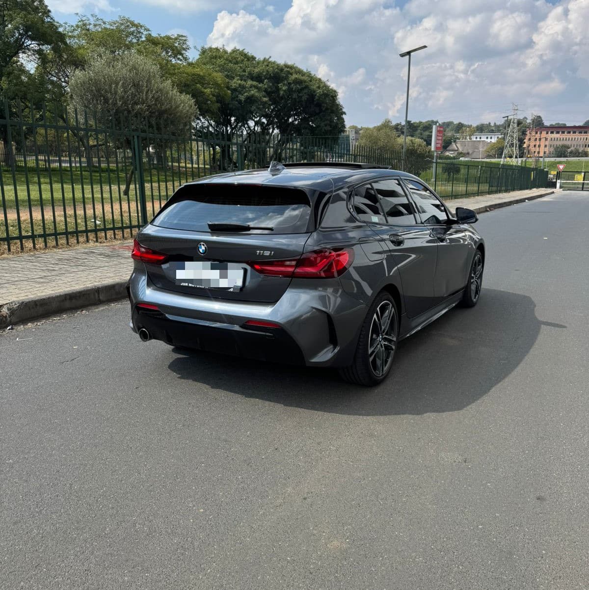 https://assets.carsharenova.com/019dbaf9-df7b-1437-a6fd-a0fbcb7315a9