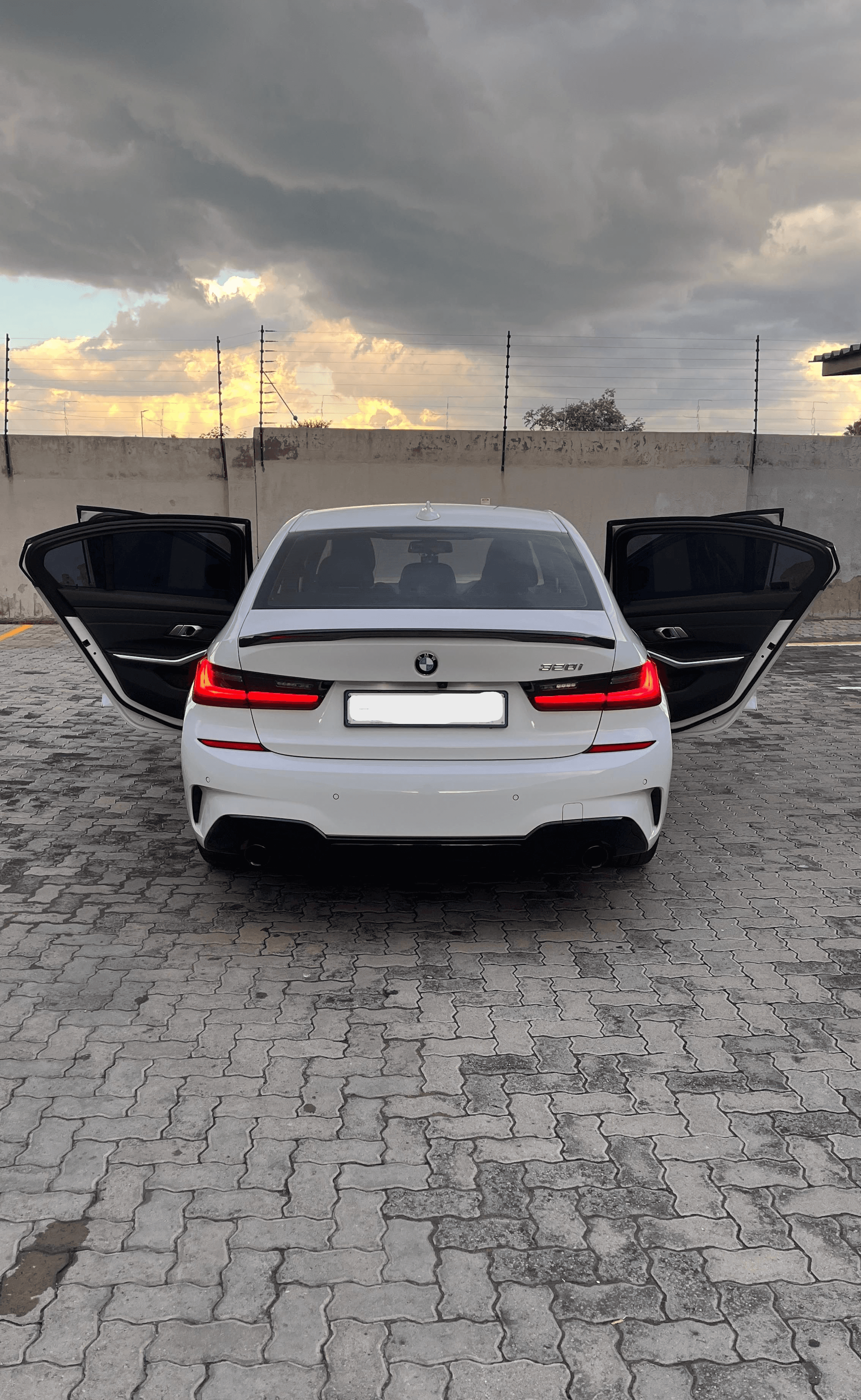 https://assets.carsharenova.com/019dde5a-e2cd-7dfe-5e7e-06643054c2f7