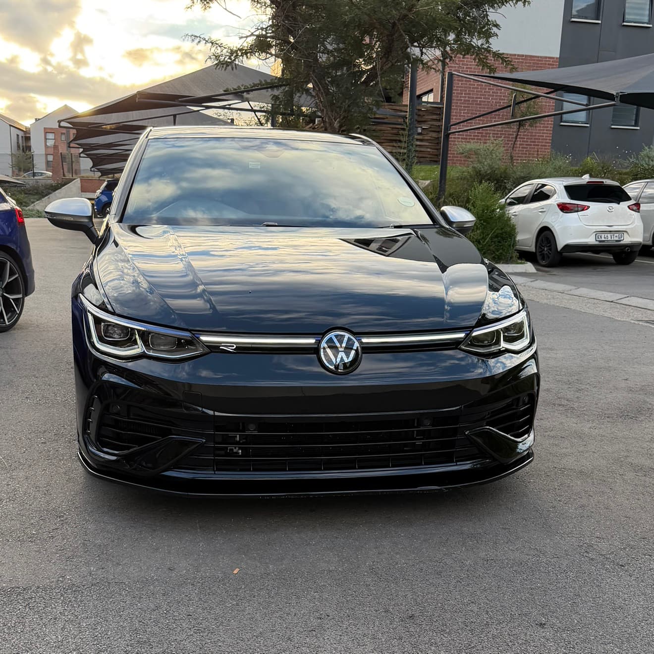 https://assets.carsharenova.com/019de2d1-cb11-90f2-476e-7f1c57cc0ca9