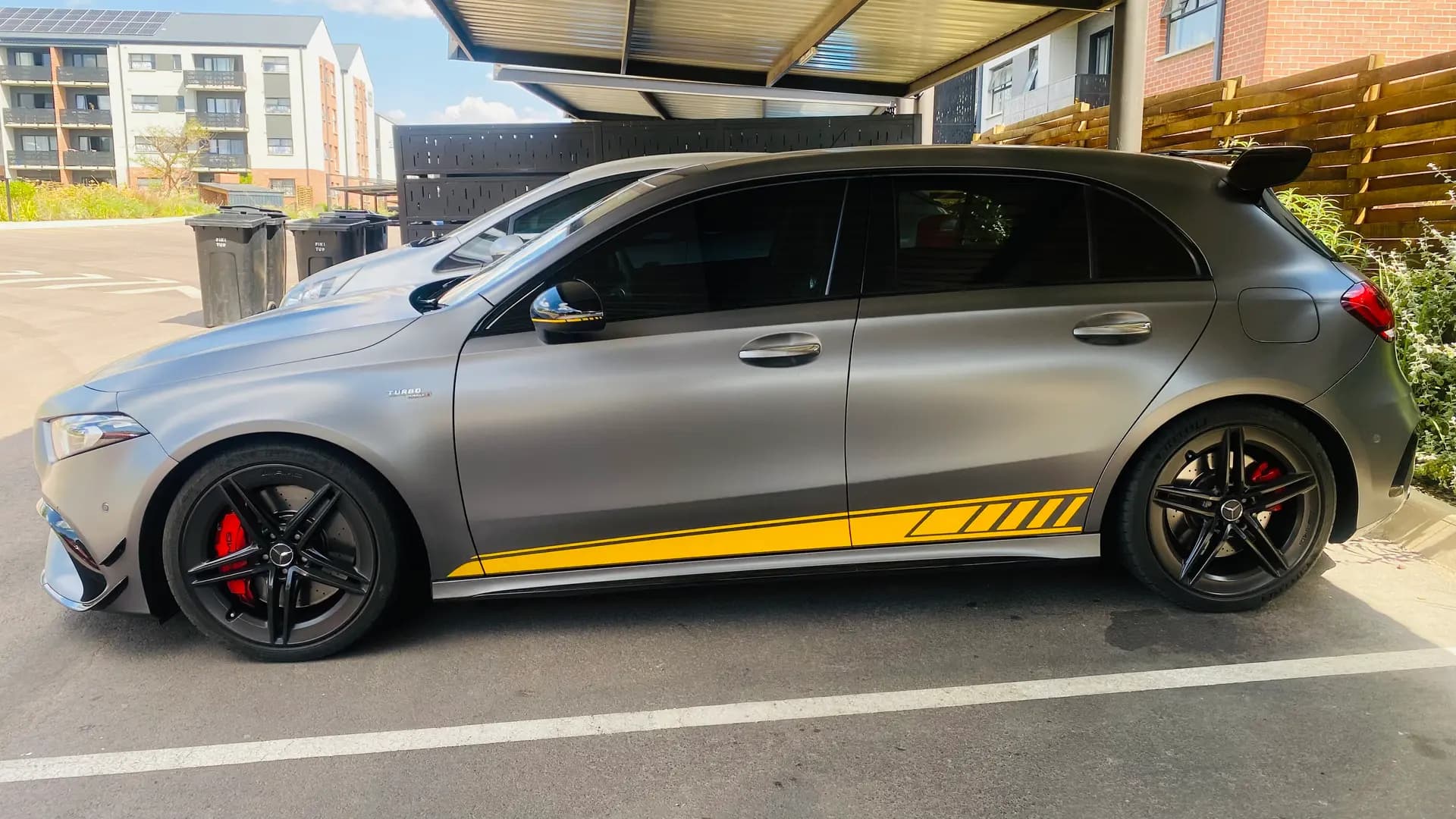 https://assets.carsharenova.com/019de7e5-dbac-2b59-a0c9-75619abeb78d