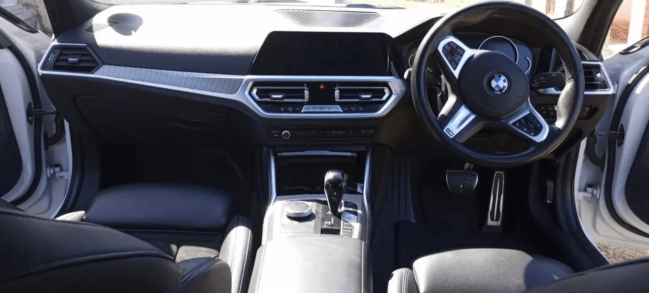 https://assets.carsharenova.com/019df282-73dc-4576-9727-8d1983b460db