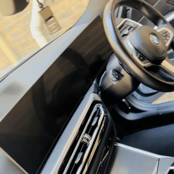 https://assets.carsharenova.com/019e1b4b-cc7e-00fd-9ac4-c031fa4249a6