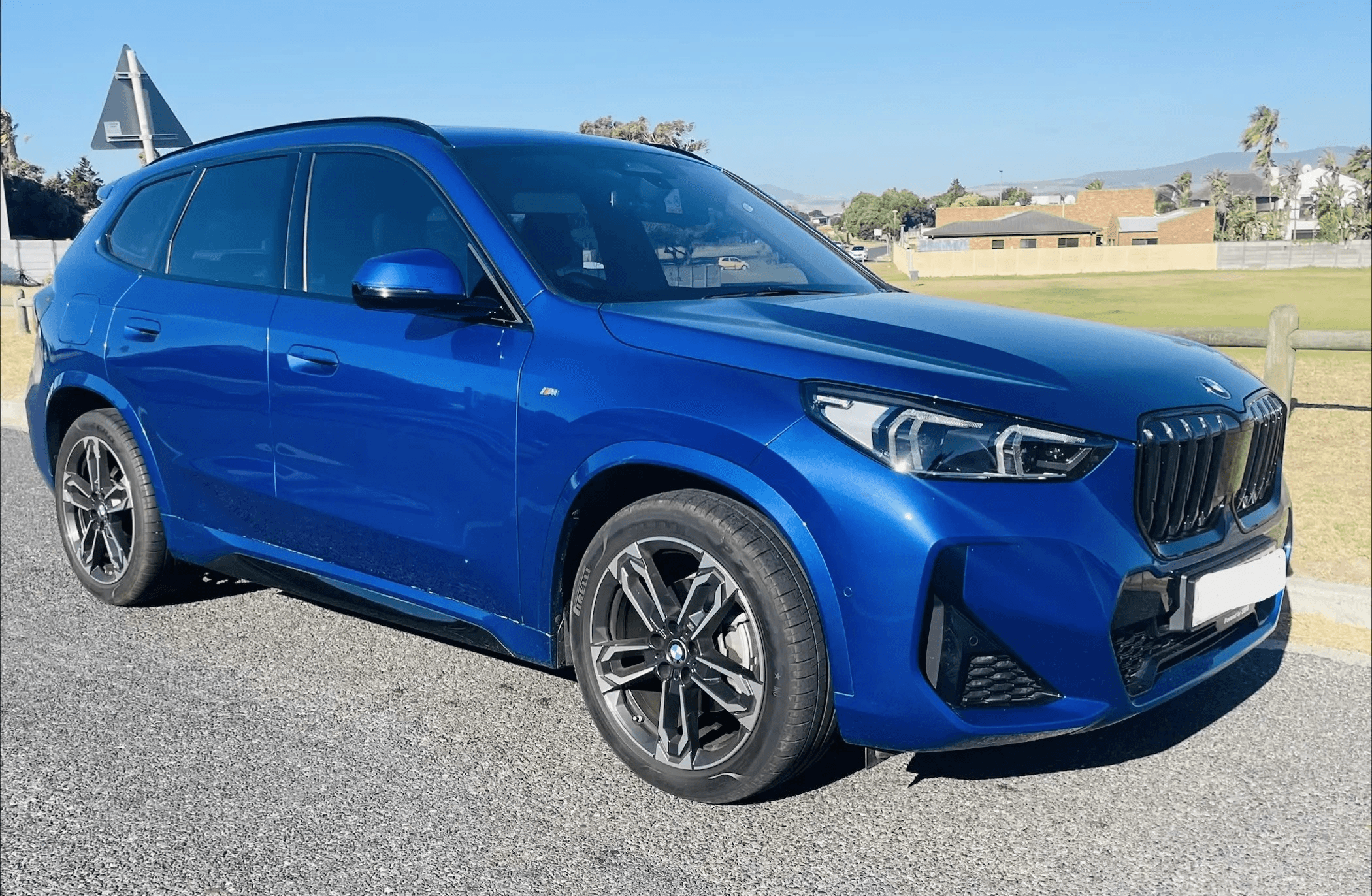 BMW X1 U11