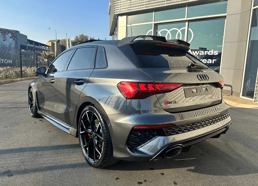 https://assets.carsharenova.com/019e3b0d-eab9-4ef3-943a-c267c2e49108